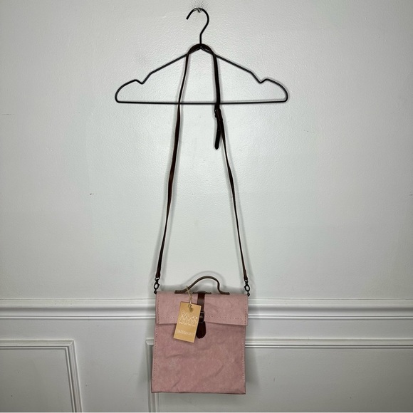 Uashmama Pink Washable Paper Lunch Shoulder Crossbody Made in Italy NEW - Picture 1 of 10